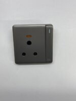 POWER PLUG Xises Grey - Image 3