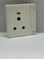 POWER PLUG Xises White - Image 4