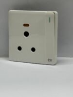 POWER PLUG Xises White - Image 3