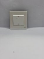 20A SWITCH Xises off white - Image 5