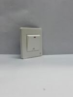 20A SWITCH Xises off white - Image 4