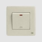 20A SWITCH Xises off white