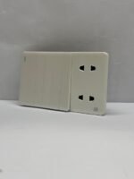 6+2 Xises off white - Image 4