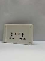 D/MULTI SOCKET Xises off white - Image 4