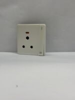 POWER PLUG Xises off white - Image 4