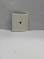 S/TV Xises off white - Image 4