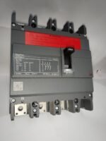 Schneider MCCB 4 Pole 250Amp - Image 6
