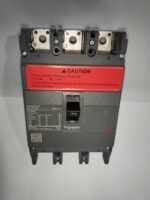 Schneider MCCB 3 Pole 160Amp - Image 3