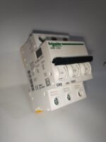 Schneider 3 Pole 63Amp - Image 4